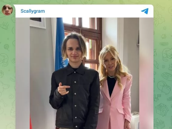 Скалли Милано с Екатериной Мизулиной Скалли Милано с Екатериной Мизулиной