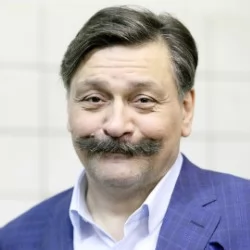 Дмитро Назаров 